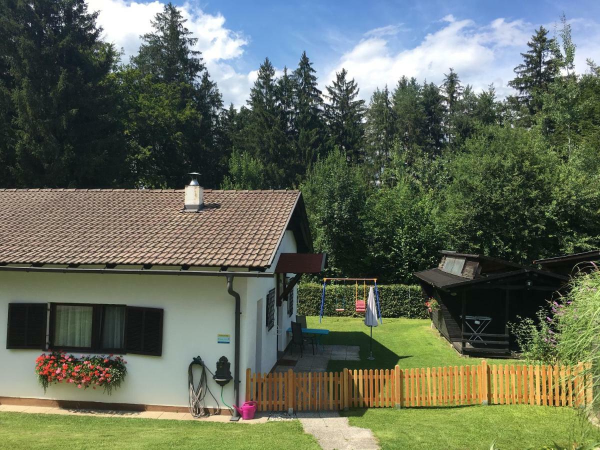 Ferienbungalow Weber Фельден-ам-Вертерзе Екстер'єр фото